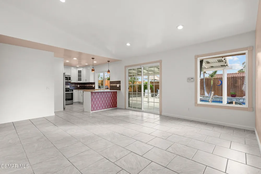 5358 Willow View Drive Camarillo, CA 93012