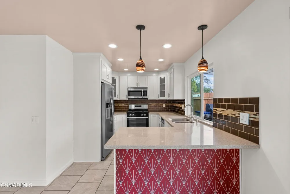 5358 Willow View Drive Camarillo, CA 93012