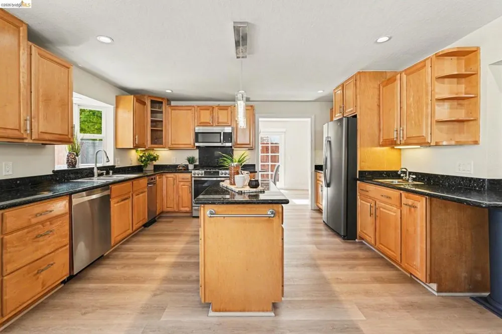 2092 Casa Grande St Benicia, CA 94510
