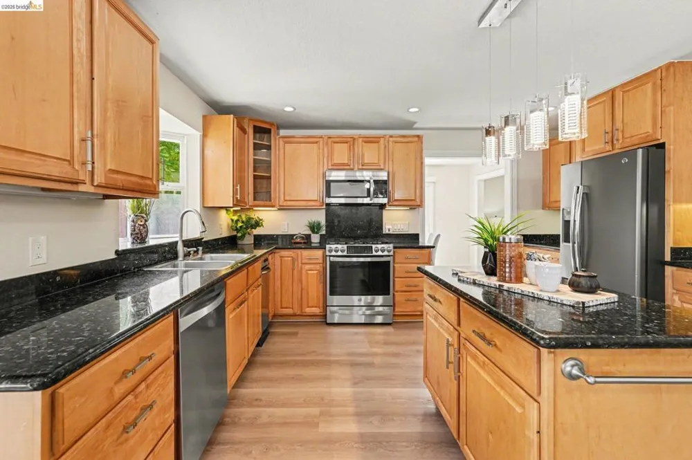 2092 Casa Grande St Benicia, CA 94510
