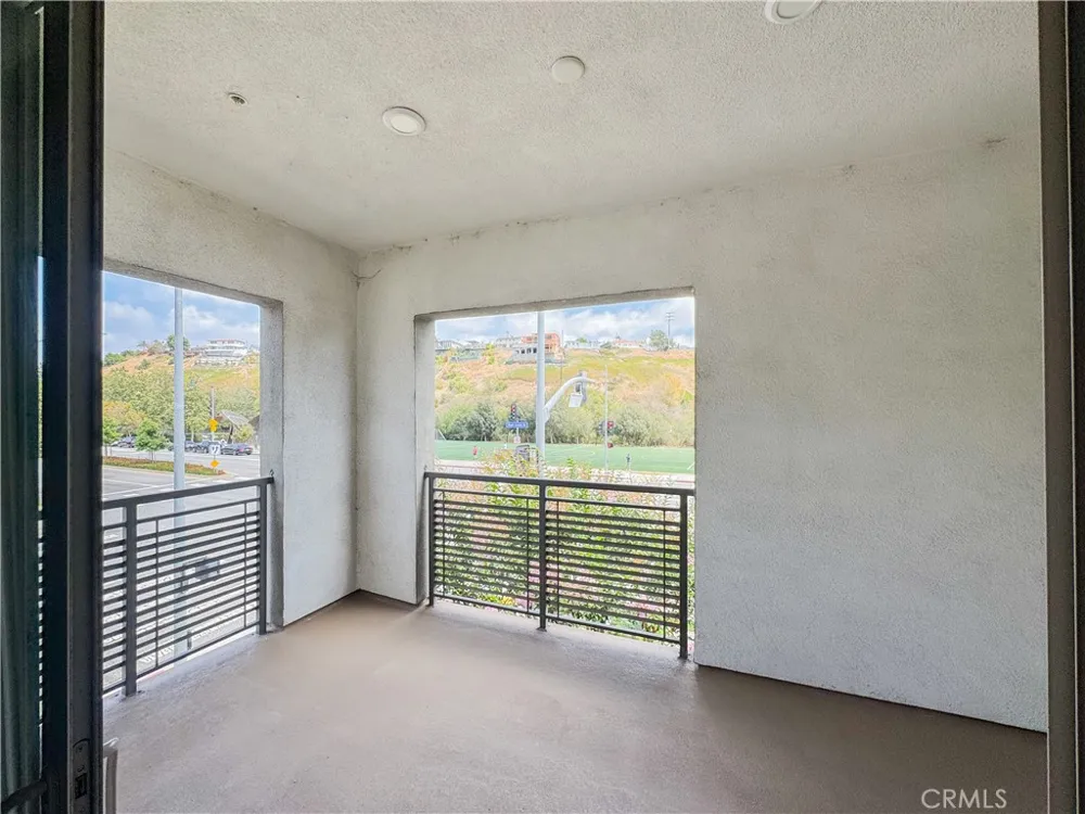12705 W Bluff Creek Drive #2 Playa Vista, CA 90094