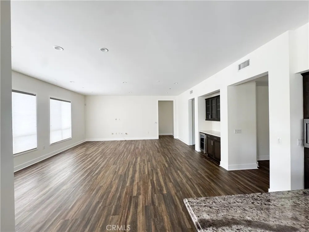 12705 W Bluff Creek Drive #2 Playa Vista, CA 90094