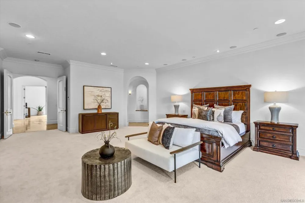 6102 Avenida Alteras Rancho Santa Fe, CA 92067