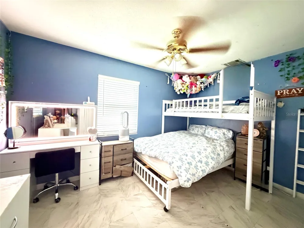 3306 W BURKE STREET Tampa, FL 33614