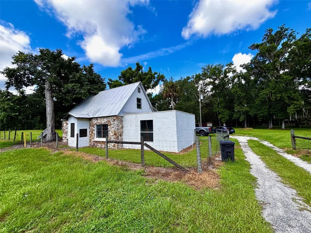 9499 TREIMAN BOULEVARD Webster, FL 33597