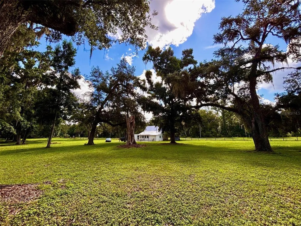 9499 TREIMAN BOULEVARD Webster, FL 33597