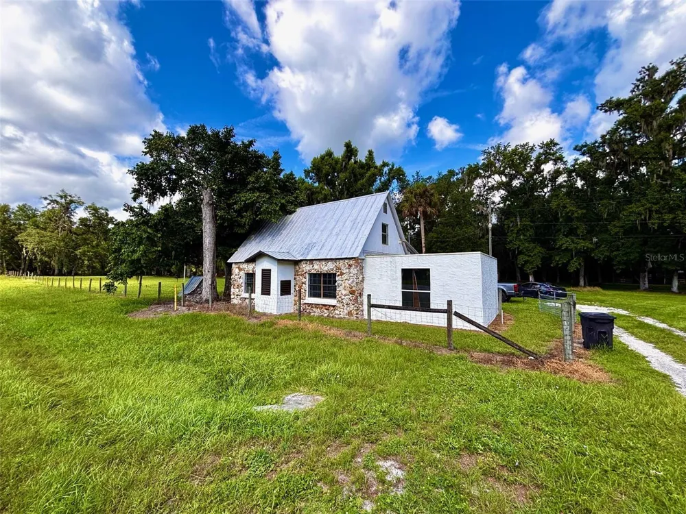 9499 TREIMAN BOULEVARD Webster, FL 33597