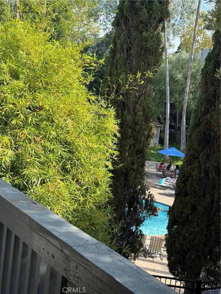 3605 W Hidden Lane #218 Rolling Hills Estates, CA 90274