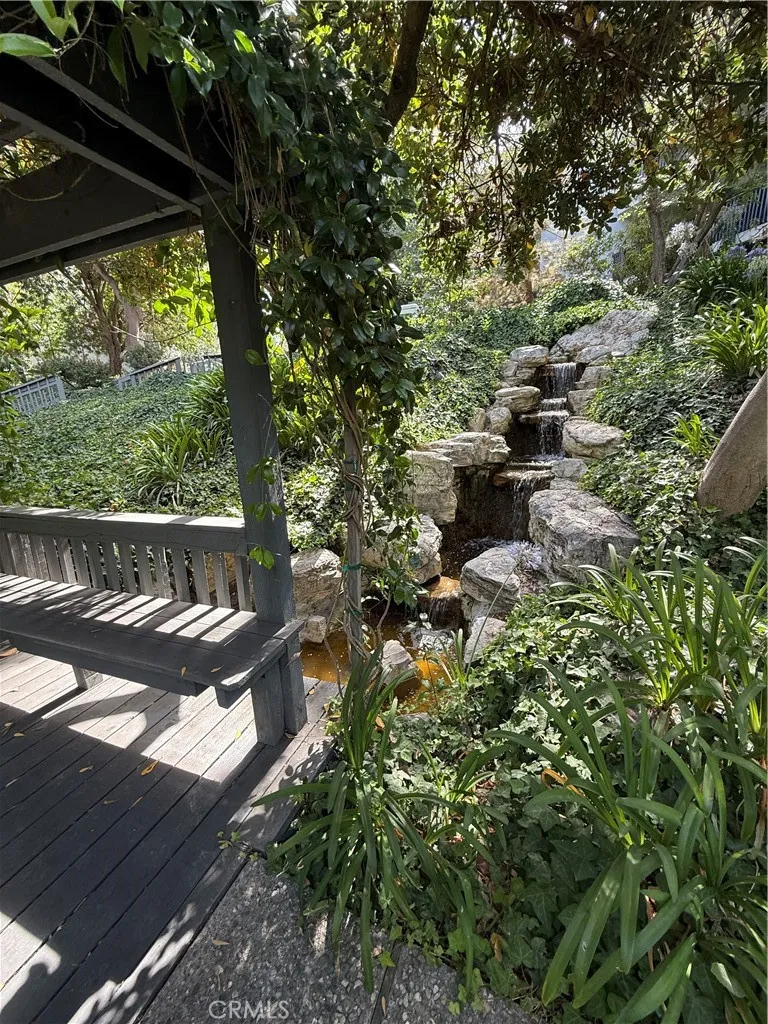 3605 W Hidden Lane #218 Rolling Hills Estates, CA 90274
