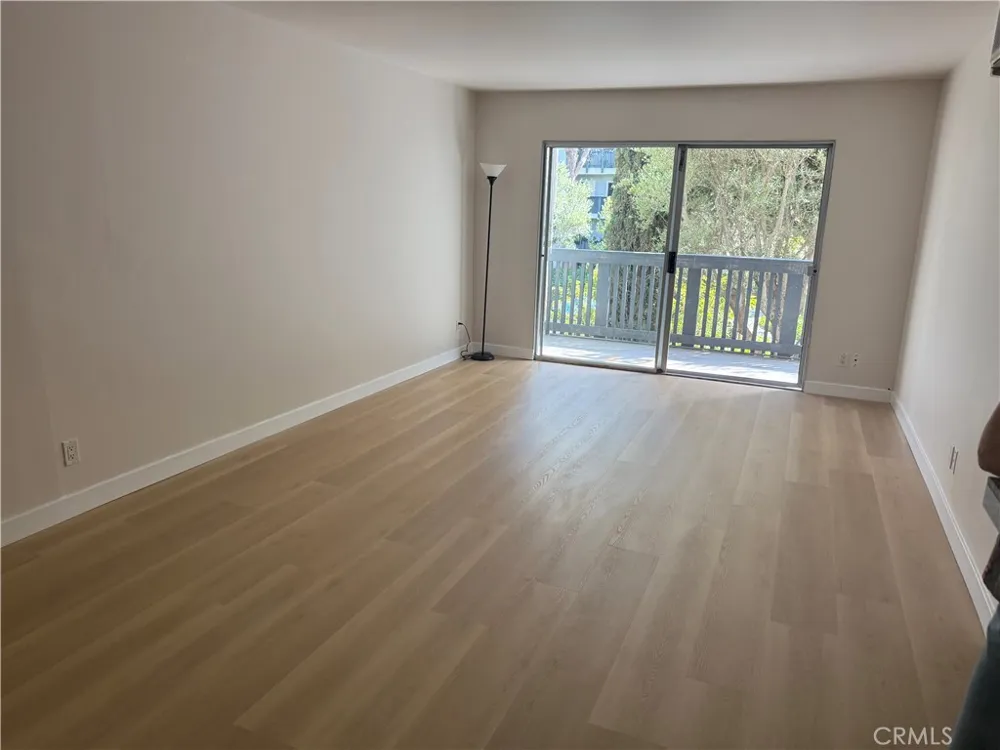 3605 W Hidden Lane #218 Rolling Hills Estates, CA 90274