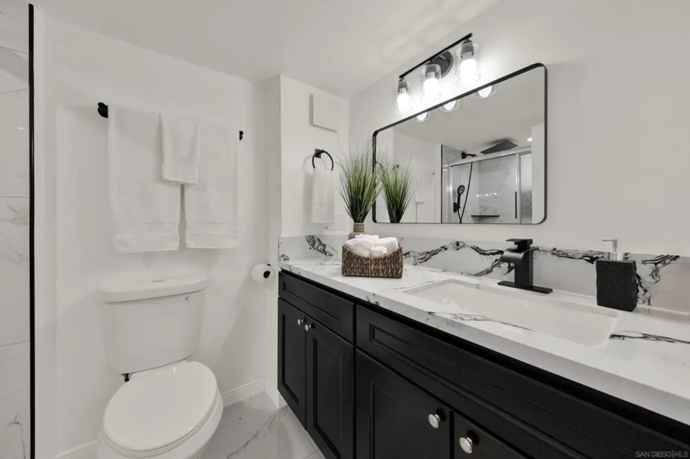 801 National City #209 National City, CA 91950