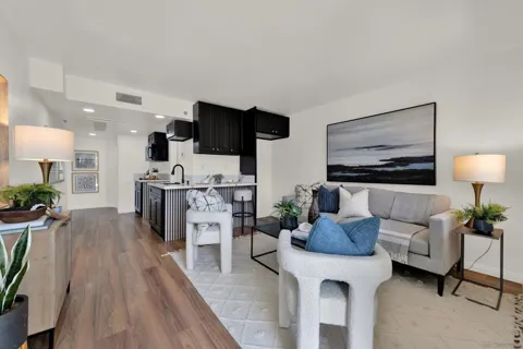 801 National City #209
