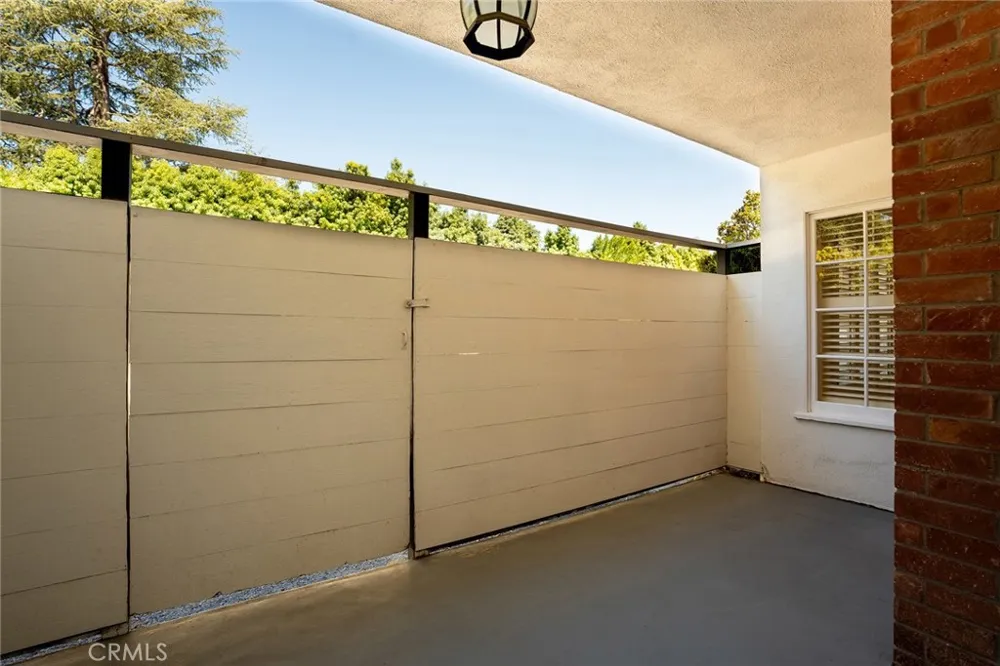 681 S Orange Grove Boulevard #3 Pasadena, CA 91105
