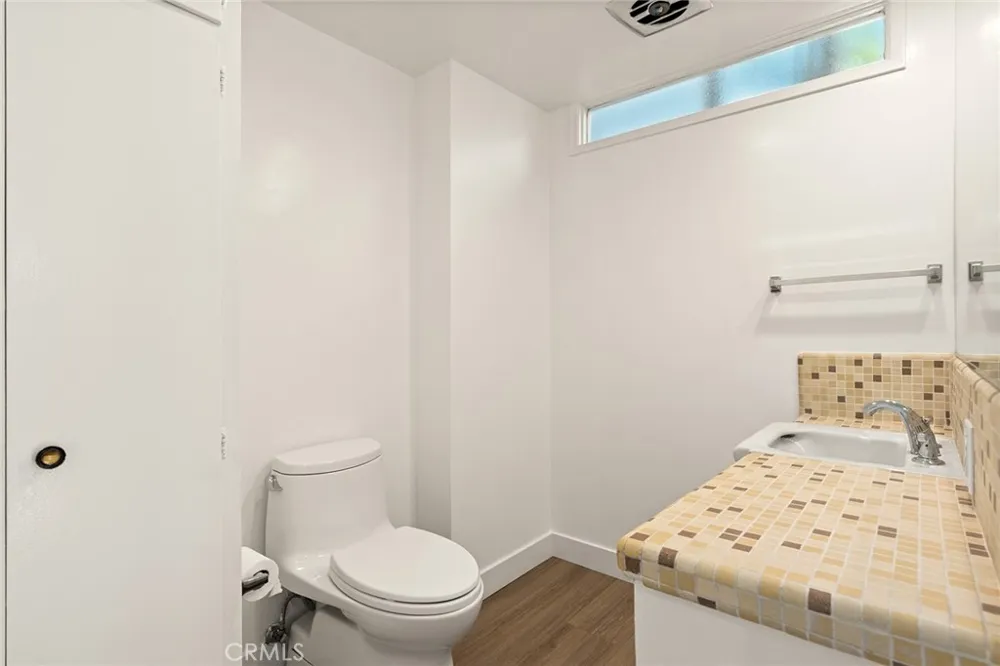 681 S Orange Grove Boulevard #3 Pasadena, CA 91105