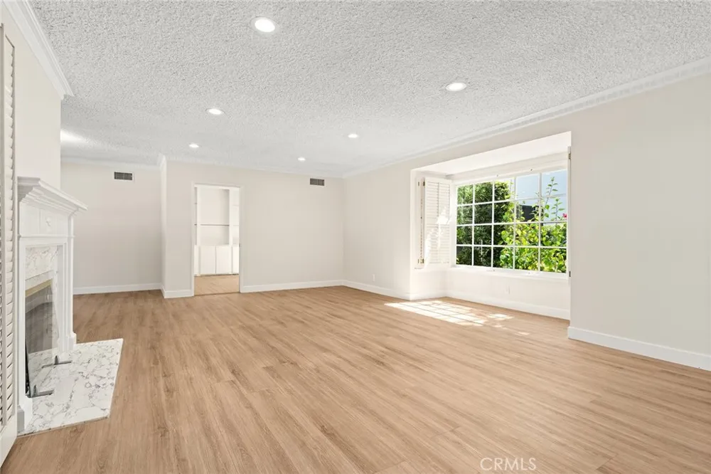 681 S Orange Grove Boulevard #3 Pasadena, CA 91105