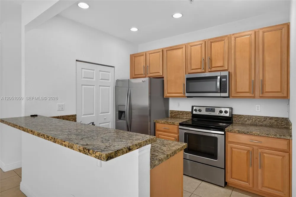 1213 SW 147th Ave Pembroke Pines, FL 33027