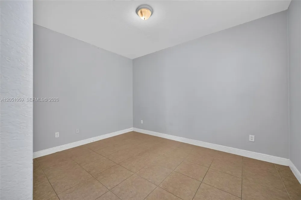 1213 SW 147th Ave Pembroke Pines, FL 33027
