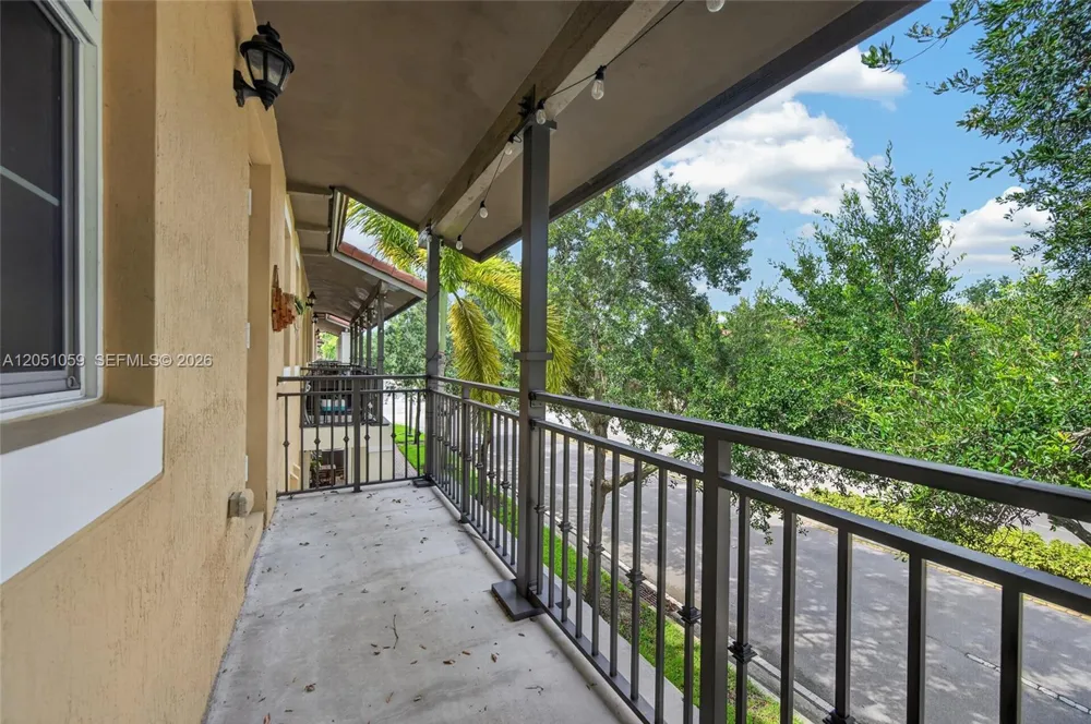 1213 SW 147th Ave Pembroke Pines, FL 33027