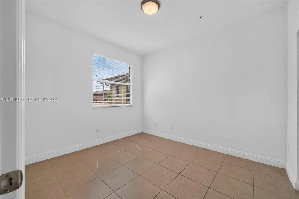 1213 SW 147th Ave Pembroke Pines, FL 33027
