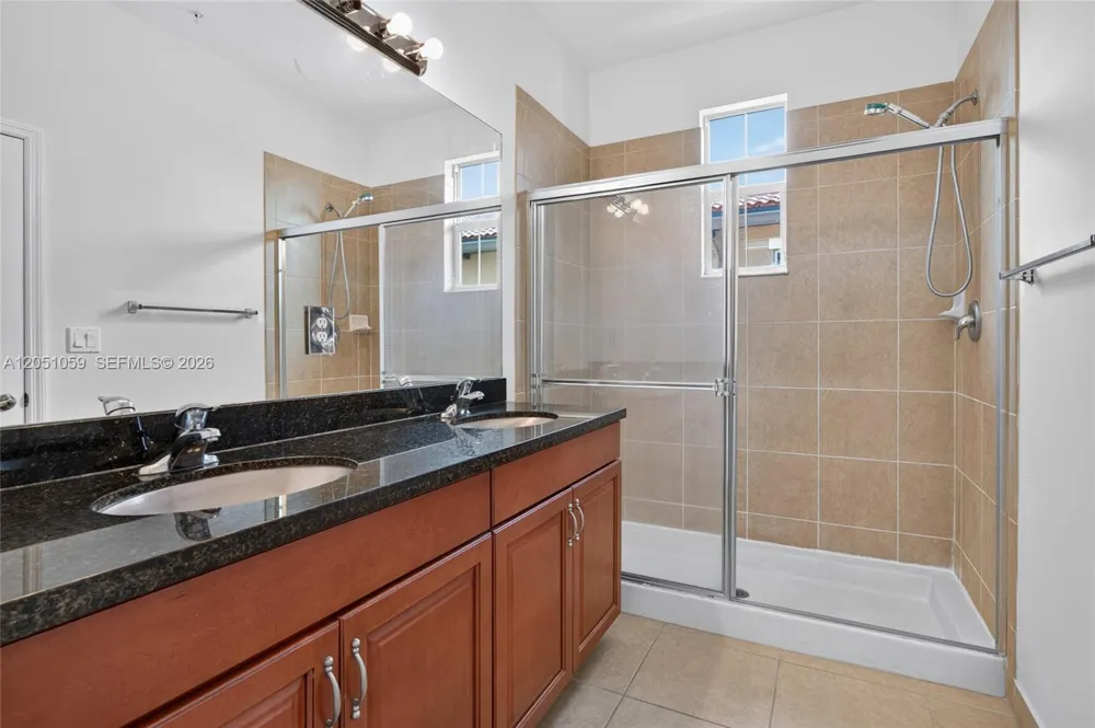 1213 SW 147th Ave Pembroke Pines, FL 33027
