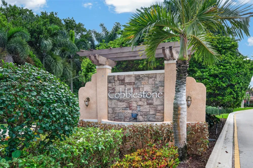1213 SW 147th Ave Pembroke Pines, FL 33027