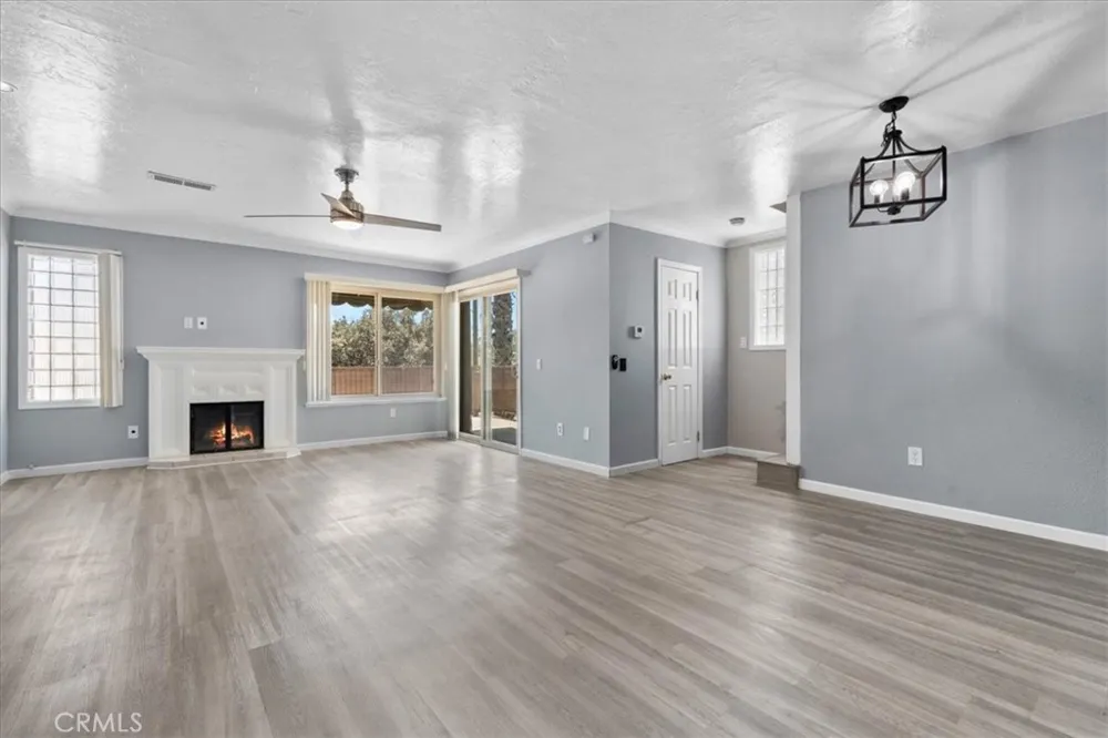 4727 Knickerbocker Riverside, CA 92501