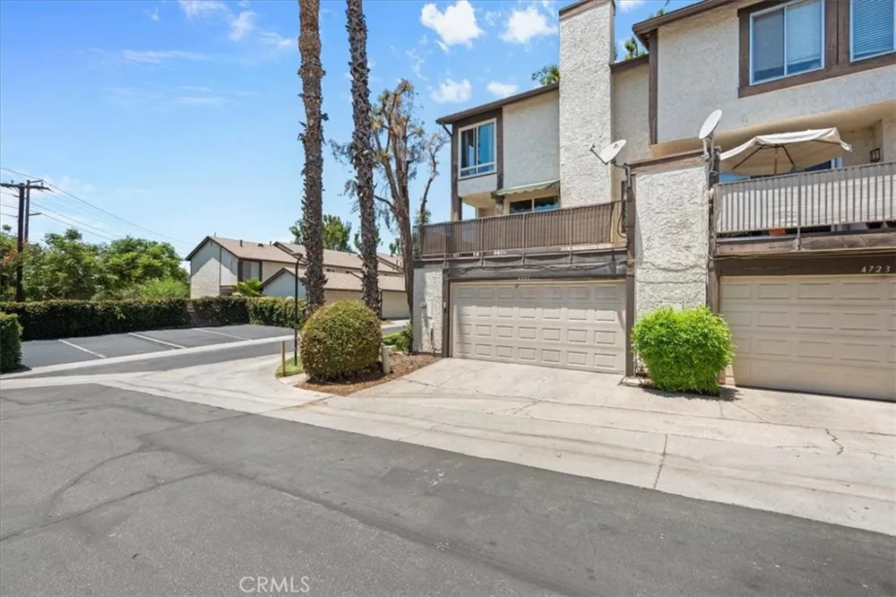 4727 Knickerbocker Riverside, CA 92501