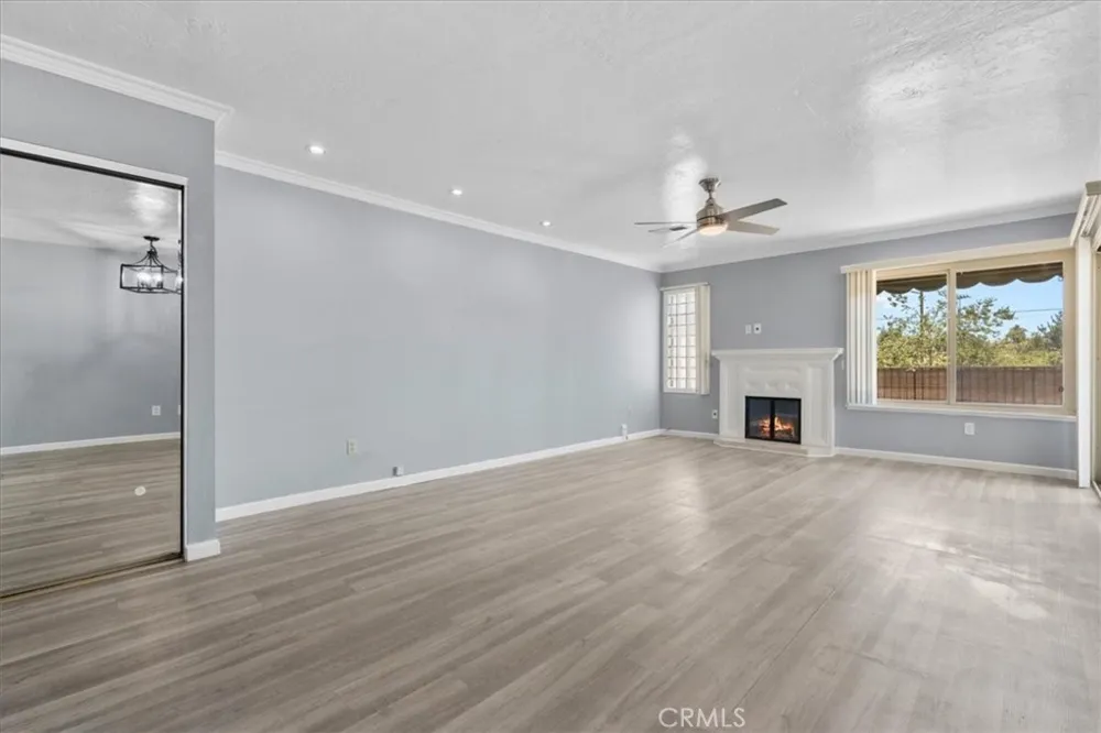 4727 Knickerbocker Riverside, CA 92501