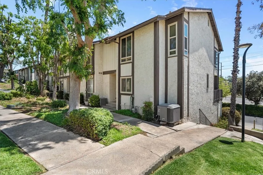 4727 Knickerbocker Riverside, CA 92501