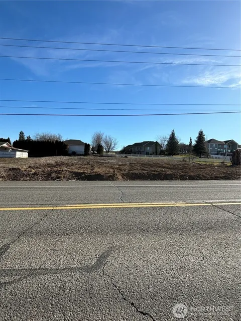 0 Hennessey/Tieton Dr