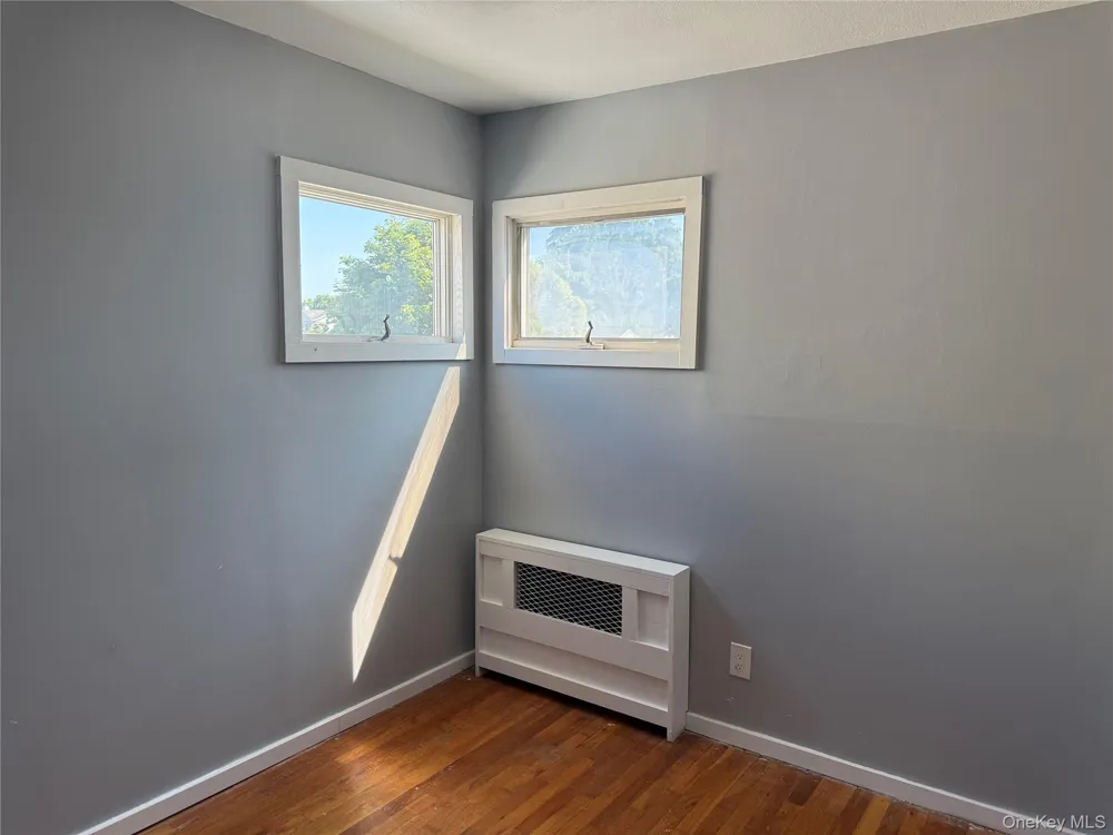 49 Noble Street North Babylon, NY 11703