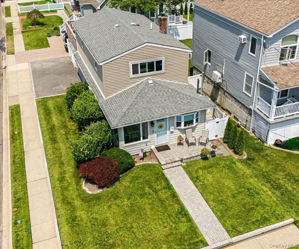 29 Milton Road Babylon, NY 11702