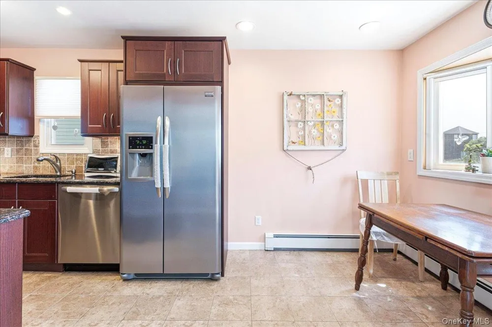 29 Milton Road Babylon, NY 11702