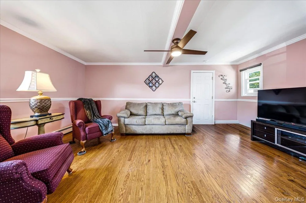 29 Milton Road Babylon, NY 11702