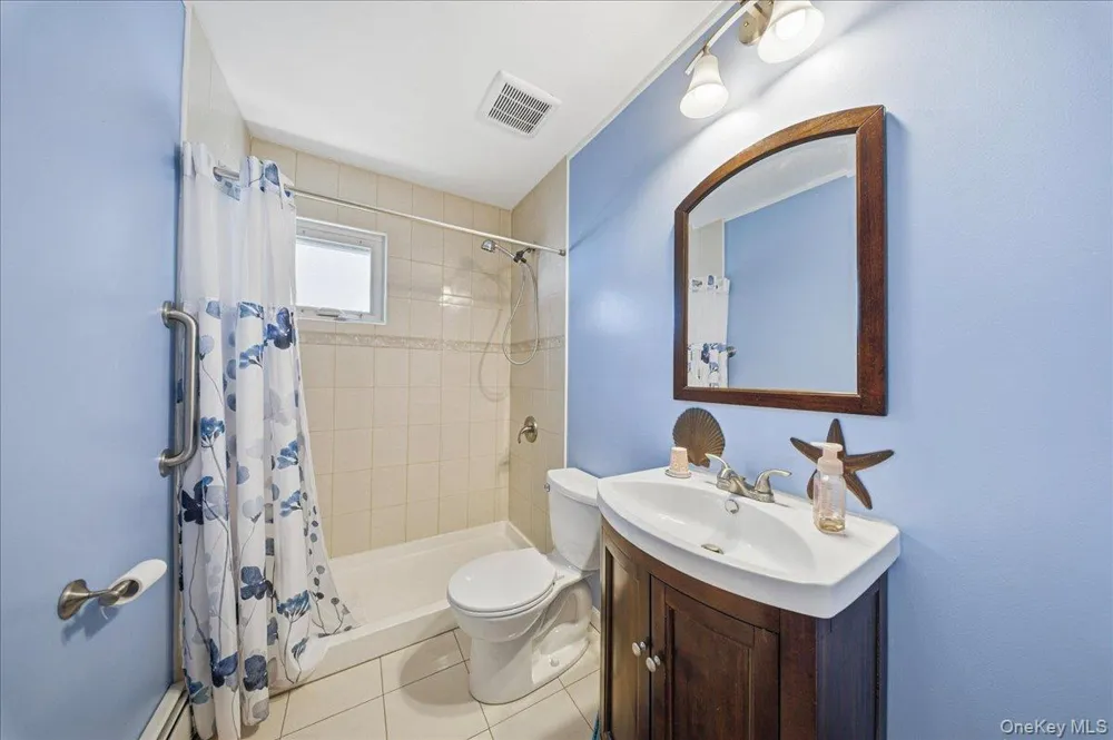 29 Milton Road Babylon, NY 11702