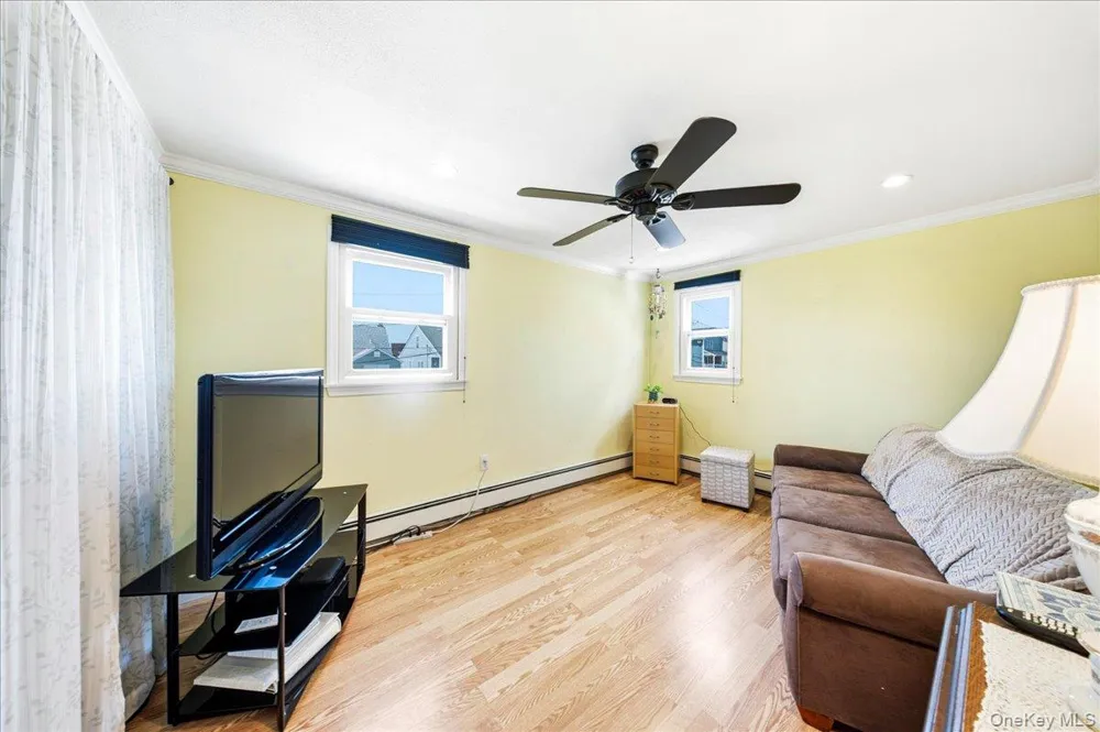 29 Milton Road Babylon, NY 11702