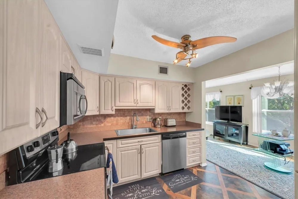 2469 FRANCISCAN DRIVE #53 Clearwater, FL 33763