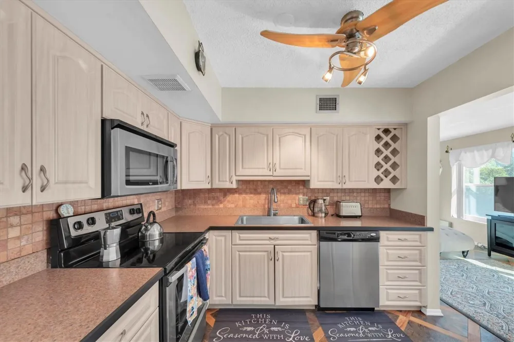 2469 FRANCISCAN DRIVE #53 Clearwater, FL 33763