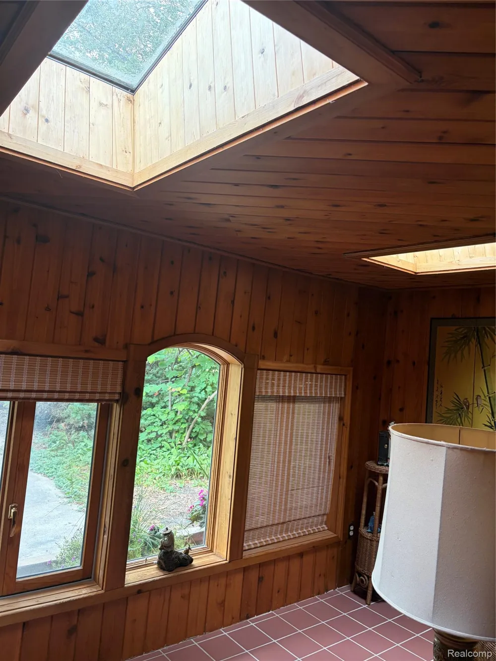 709 E Michigan Avenue E Au Gres City, MI 48703
