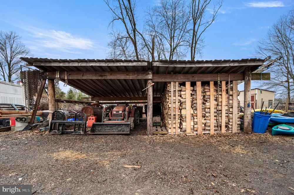 1286 OLD SCHUYLKILL ROAD Spring City, PA 19475