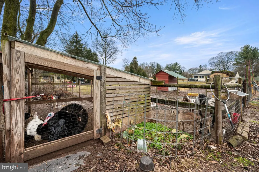 1286 OLD SCHUYLKILL ROAD Spring City, PA 19475