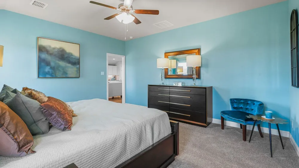 1453 CANTERBURY TRAIL DeSoto, TX 75115