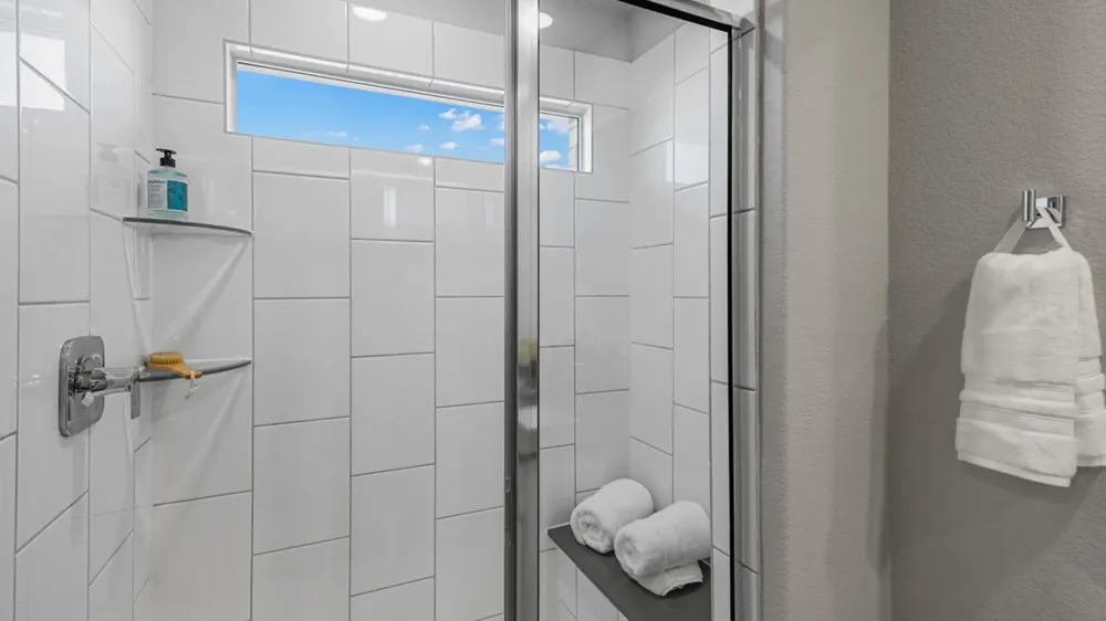 1453 CANTERBURY TRAIL DeSoto, TX 75115