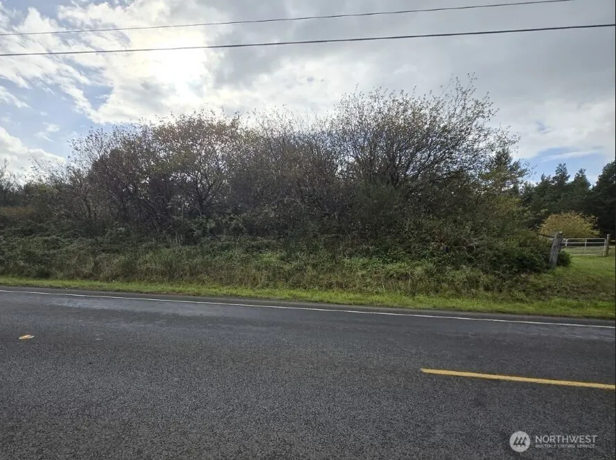 4721 State Route 105 S Grayland, WA 98547