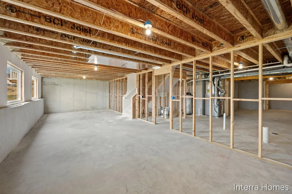 980 Scioto Drive NW #4 Comstock Park, MI 49321