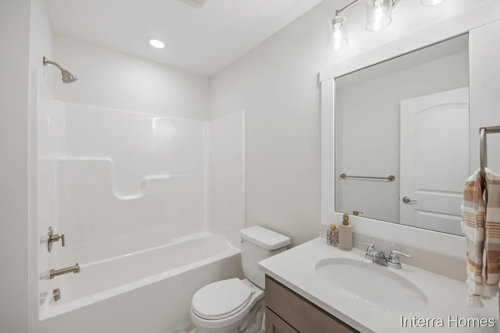 980 Scioto Drive NW #4 Comstock Park, MI 49321