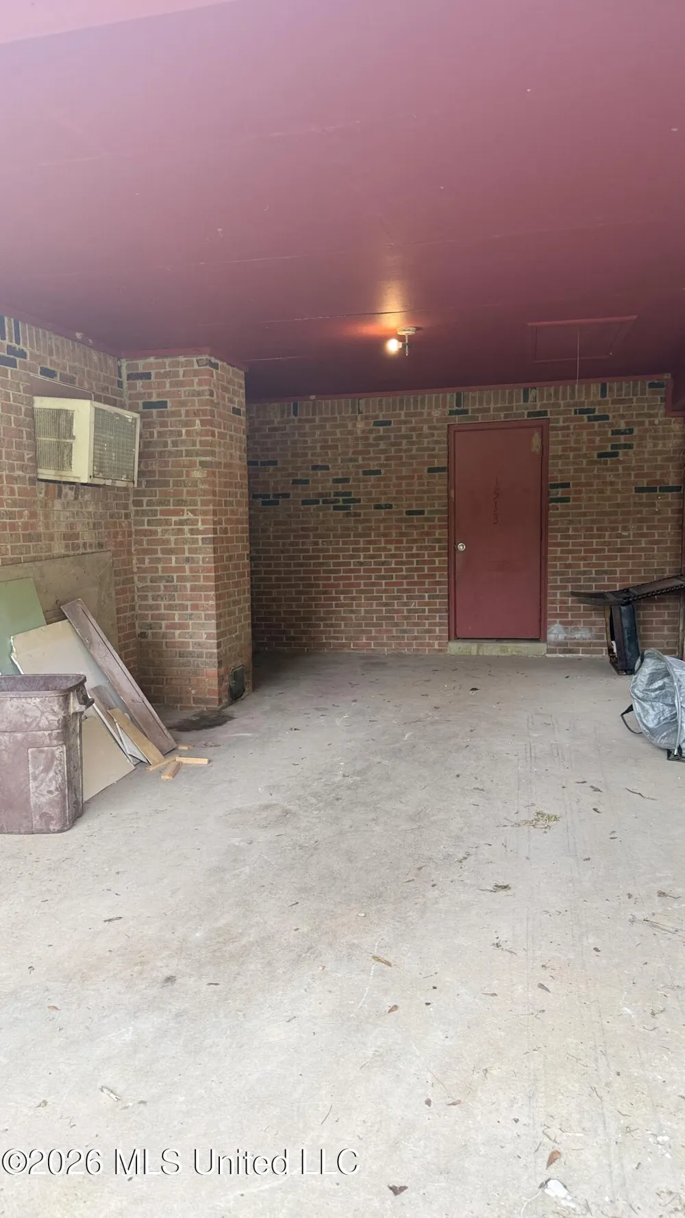 1513 L R L ROAD Senatobia, MS 38668