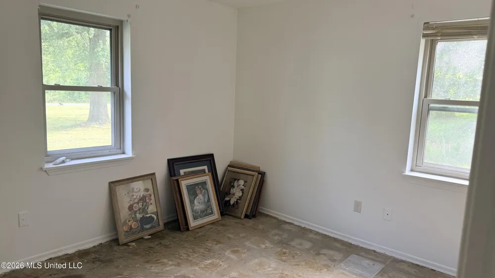 1513 L R L ROAD Senatobia, MS 38668