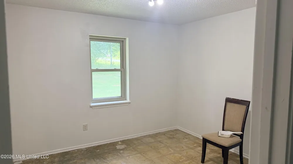 1513 L R L ROAD Senatobia, MS 38668