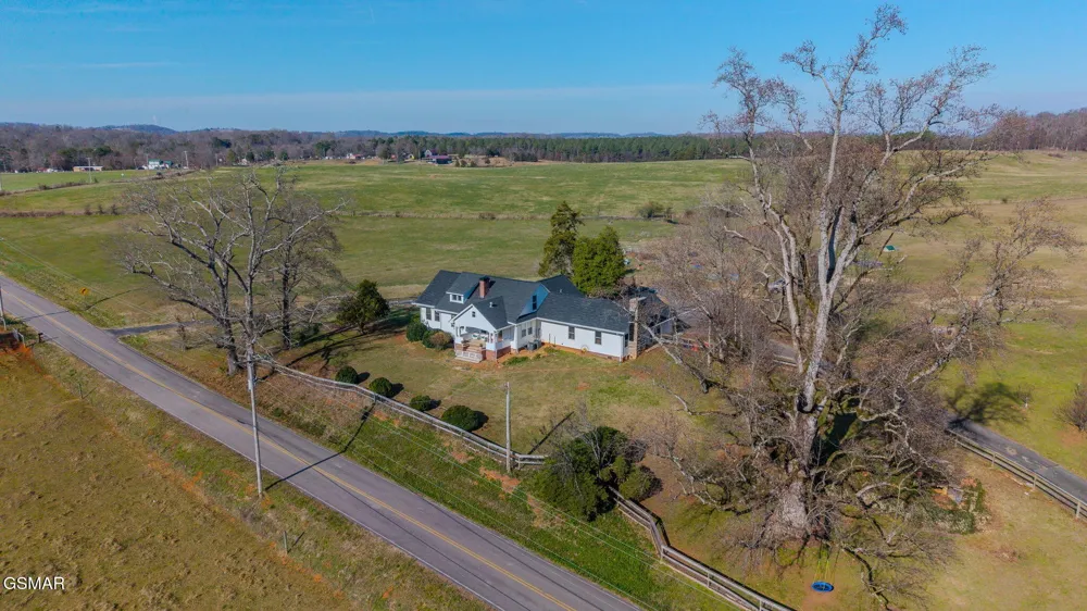 2341 County Road 561 Athens, TN 37303